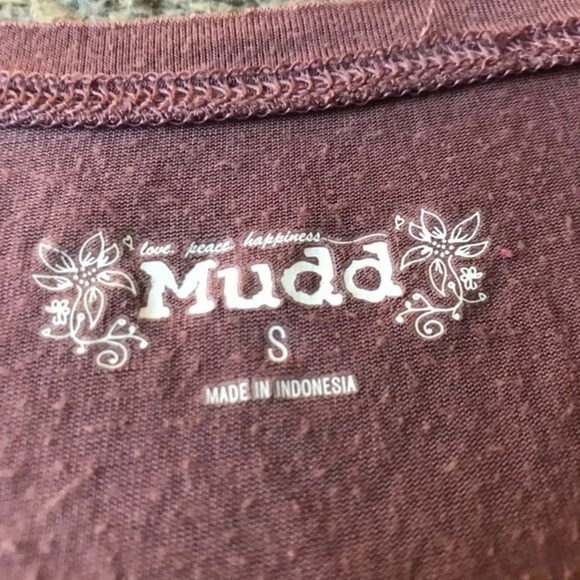 BUNDLE two shirts - Picture 6 of 6